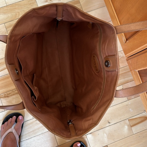 Fossil tote - Picture 6 of 9